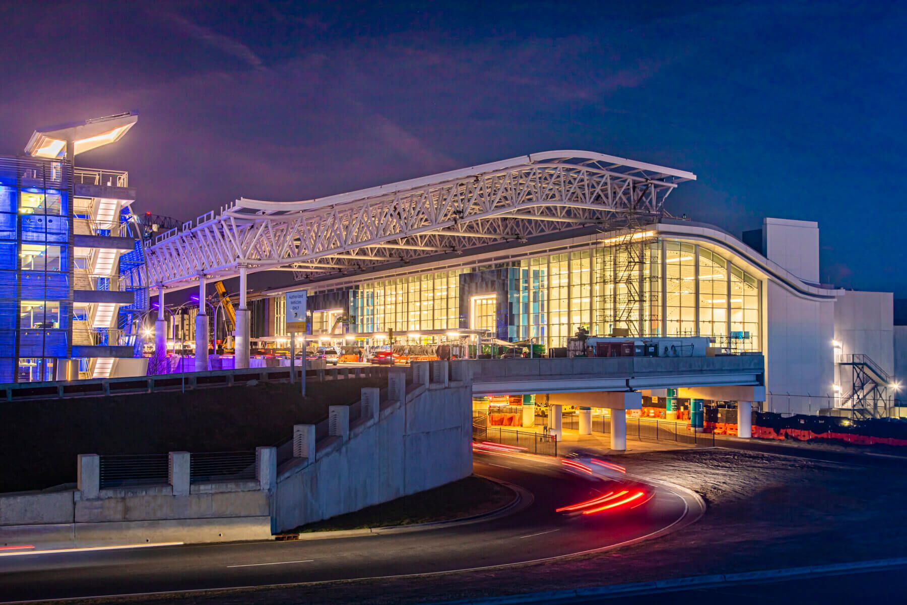 Charlotte Douglas International Airport Smoking Area +1-855-742-0149